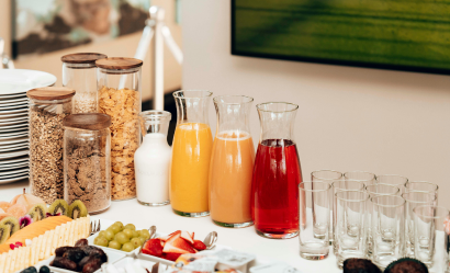 Food & Beverage